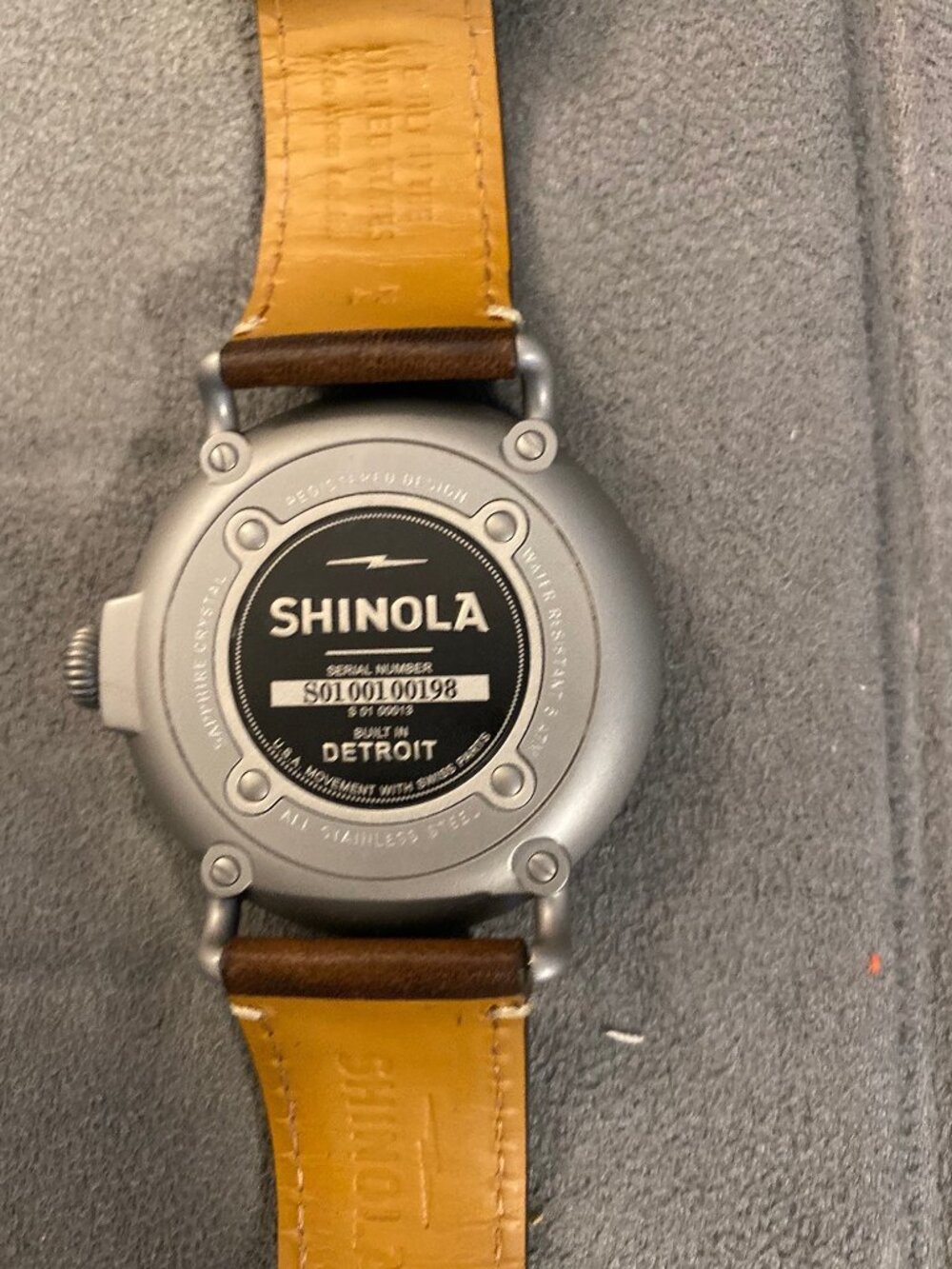 SHINOLA THE RUNWELL 41MM - Picture 9 of 10